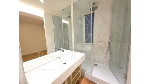 Apartamento T4 para Arrendamento em Cascais e Estoril