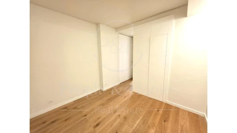 Apartamento T4 para Arrendamento em Cascais e Estoril