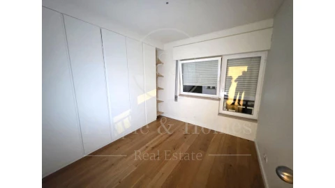 Apartamento T4 para Arrendamento em Cascais e Estoril
