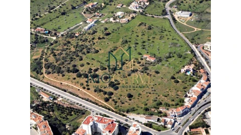Terreno para Venda em Lagos (São Sebastião e Santa Maria)