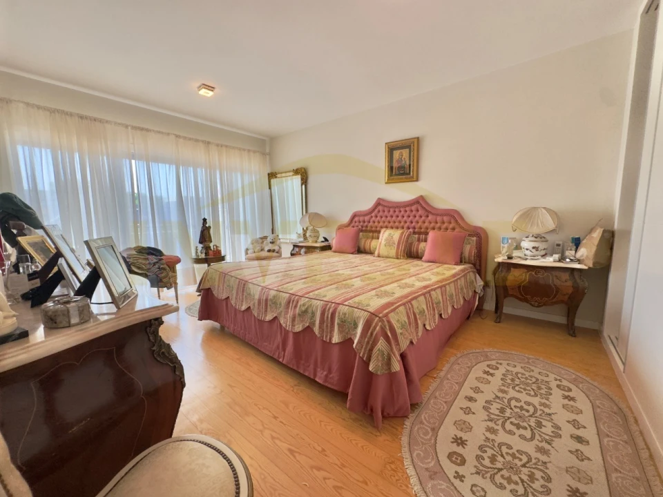 Moradia T4 para Venda em Cascais e Estoril Foto 12