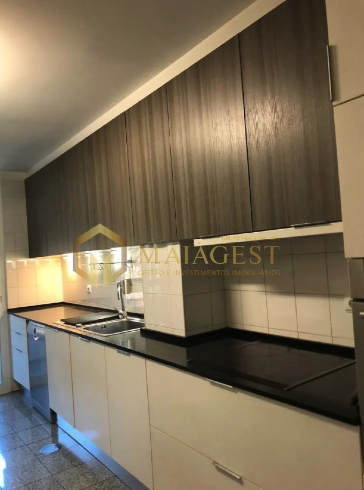 Apartamento T3 para Arrendamento em Aldoar, Foz do Douro e Nevogilde Foto 7