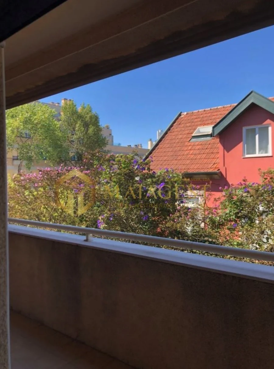 Apartamento T3 para Arrendamento em Aldoar, Foz do Douro e Nevogilde Foto 10