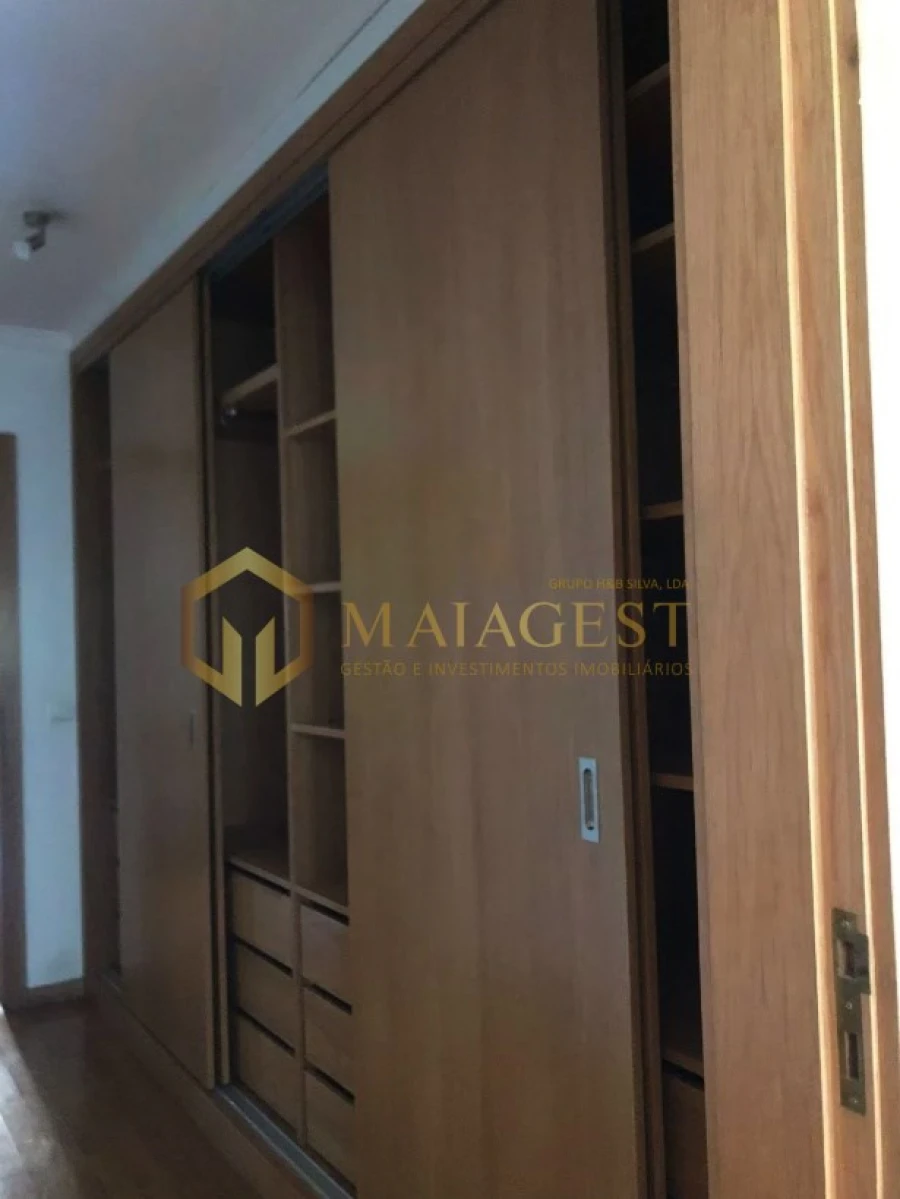 Apartamento T3 para Arrendamento em Aldoar, Foz do Douro e Nevogilde Foto 23