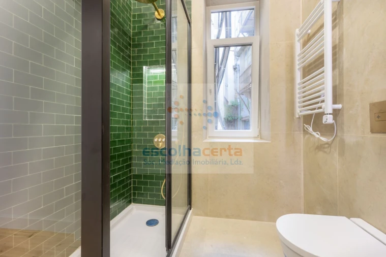 Apartamento T4 para Venda em Santo António Foto 20