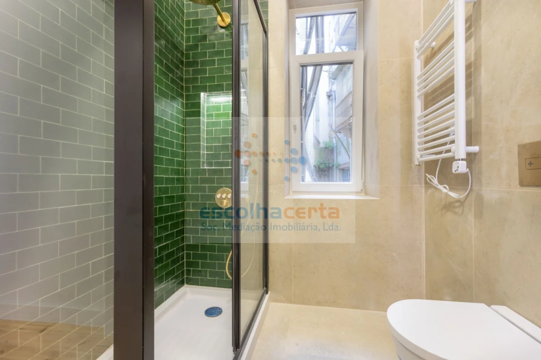 Apartamento T4 para Venda em Santo António Foto 19