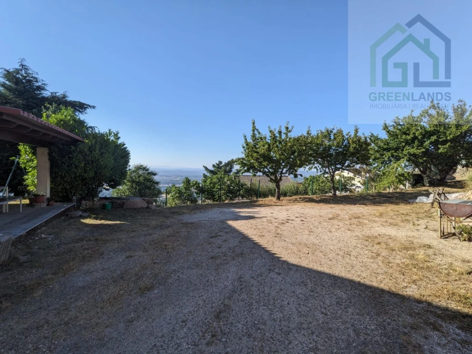 Moradia T5 para Venda em Seia, São Romão e Lapa dos Dinheiros Foto 16