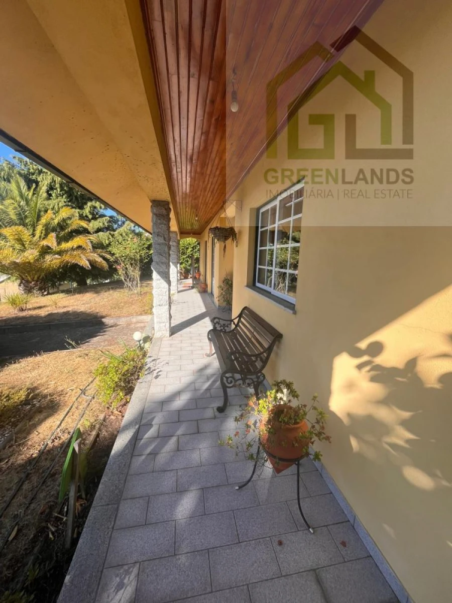 Moradia T5 para Venda em Seia, São Romão e Lapa dos Dinheiros Foto 8