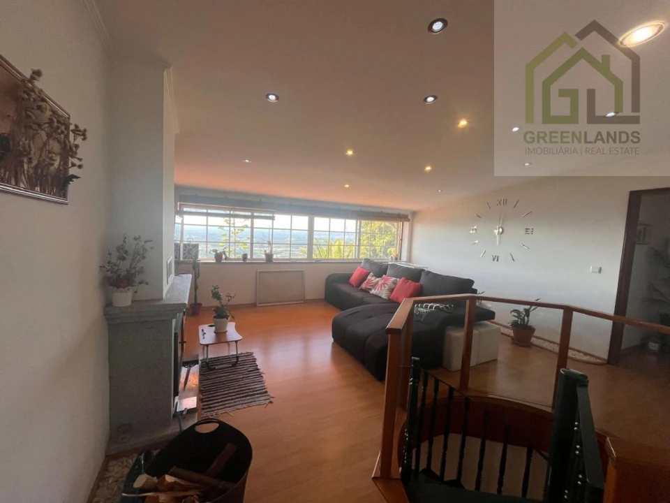 Moradia T5 para Venda em Seia, São Romão e Lapa dos Dinheiros Foto 29