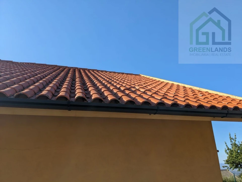 Moradia T5 para Venda em Seia, São Romão e Lapa dos Dinheiros Foto 11