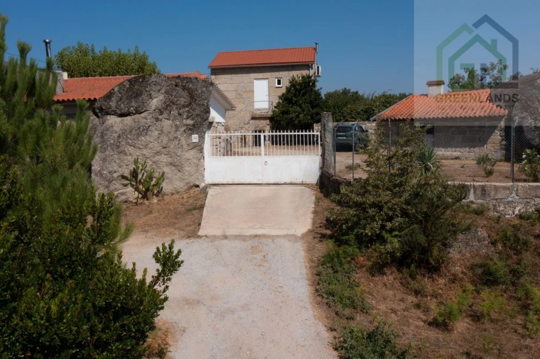 Quinta T2 para Venda em Lagos da Beira e Lajeosa Foto 2