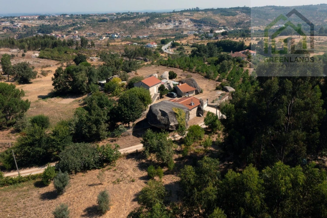 Quinta T2 para Venda em Lagos da Beira e Lajeosa Foto 3