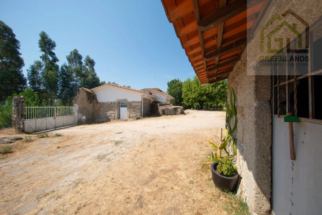 Quinta T2 para Venda em Lagos da Beira e Lajeosa Foto 12