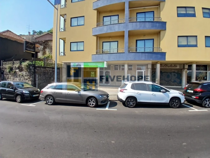 Loja para Venda em Gondomar (São Cosme), Valbom e Jovim Foto 2