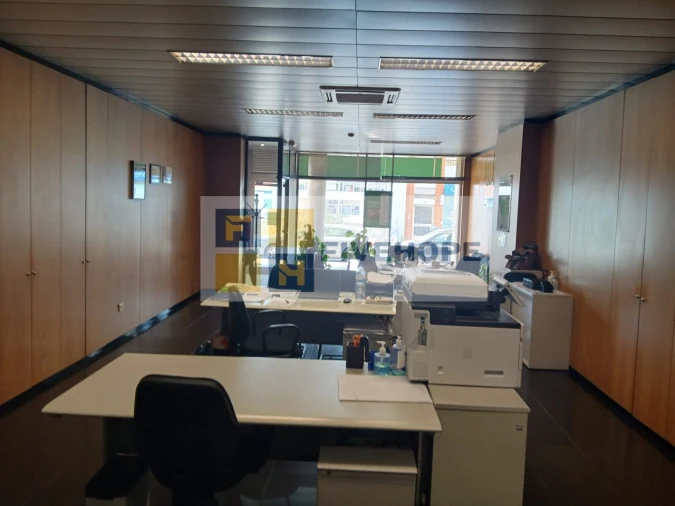 Loja para Venda em Gondomar (São Cosme), Valbom e Jovim Foto 6