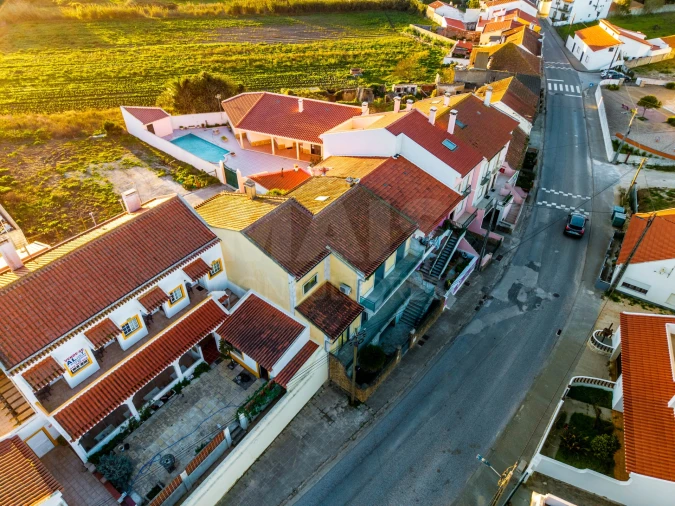 Moradia T4 para Venda em Atouguia da Baleia Foto 7