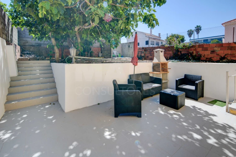 Moradia T5 para Venda em Casal de Cambra