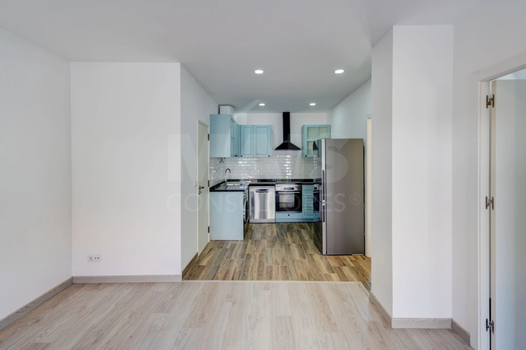 Moradia T5 para Venda em Casal de Cambra Foto 8