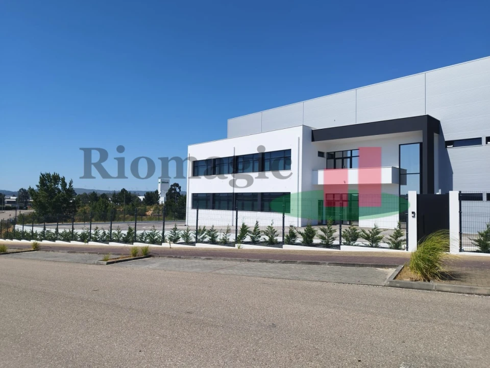 Armazém para Venda em Rio Maior Foto 5