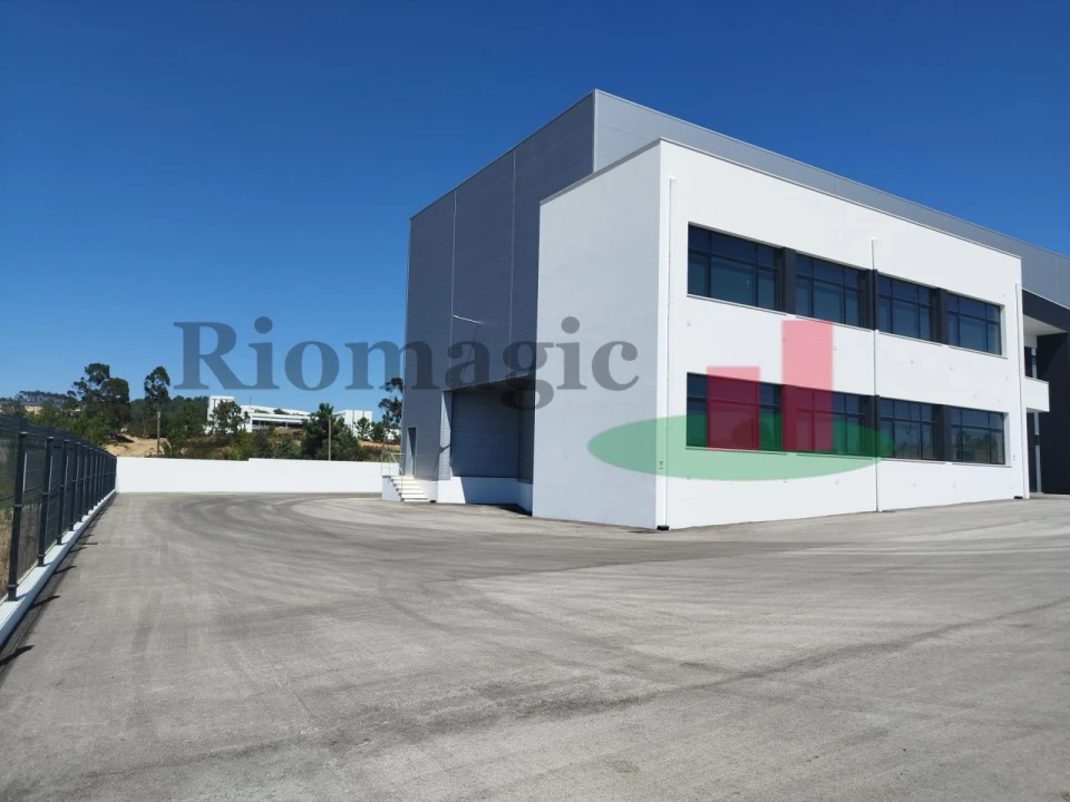 Armazém para Venda em Rio Maior Foto 7