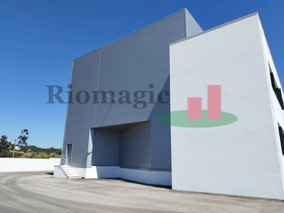 Armazém para Venda em Rio Maior Foto 15