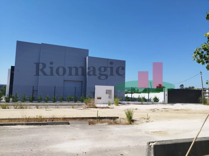 Armazém para Venda em Rio Maior Foto 14