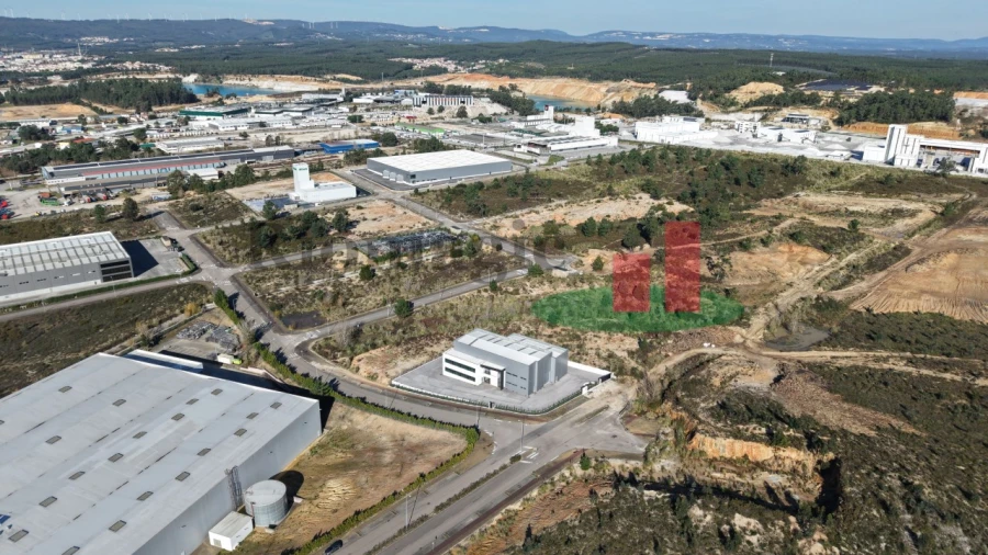 Armazém para Venda em Rio Maior Foto 82