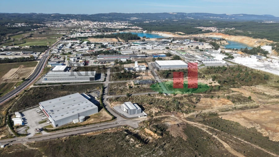 Armazém para Venda em Rio Maior Foto 84