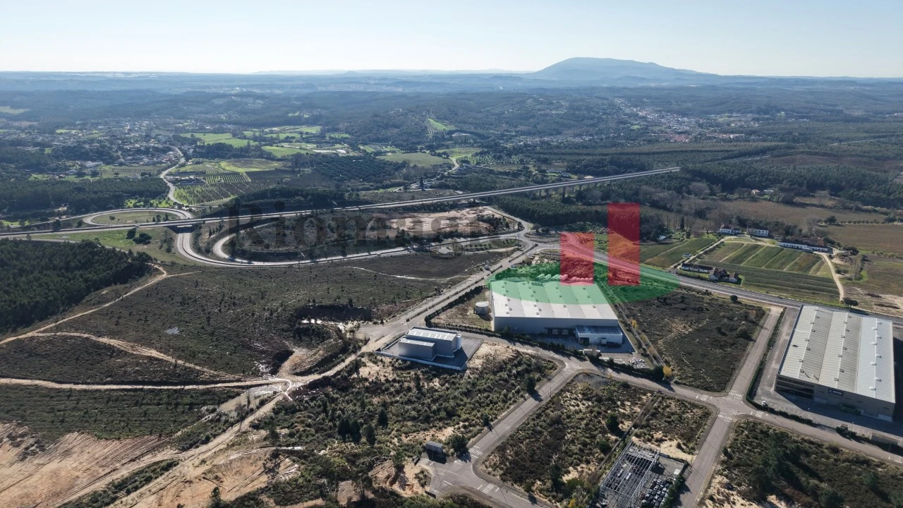 Armazém para Arrendamento em Rio Maior Foto 88