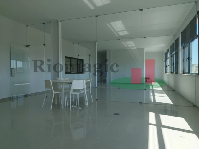 Armazém para Arrendamento em Rio Maior Foto 61