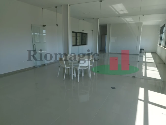 Armazém para Arrendamento em Rio Maior Foto 62