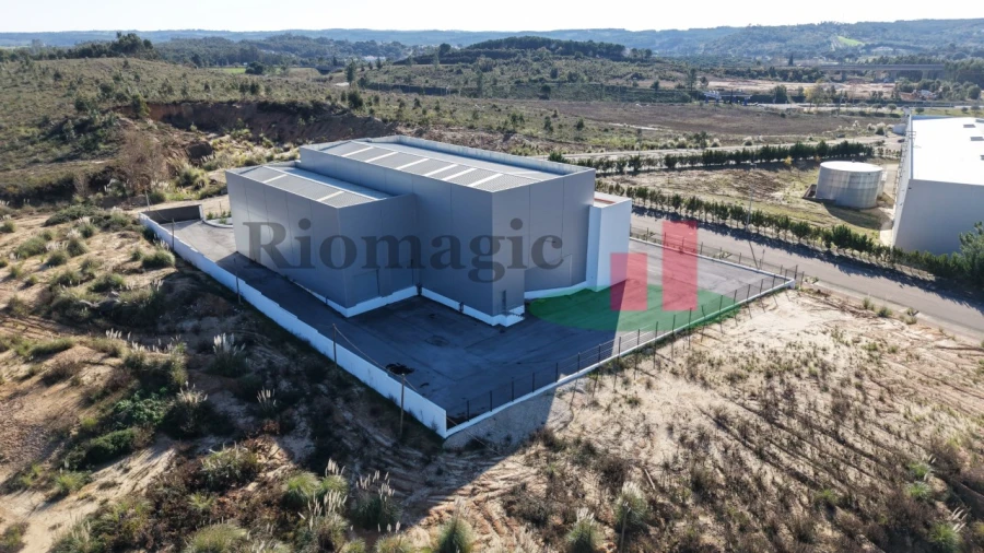 Armazém para Arrendamento em Rio Maior Foto 76