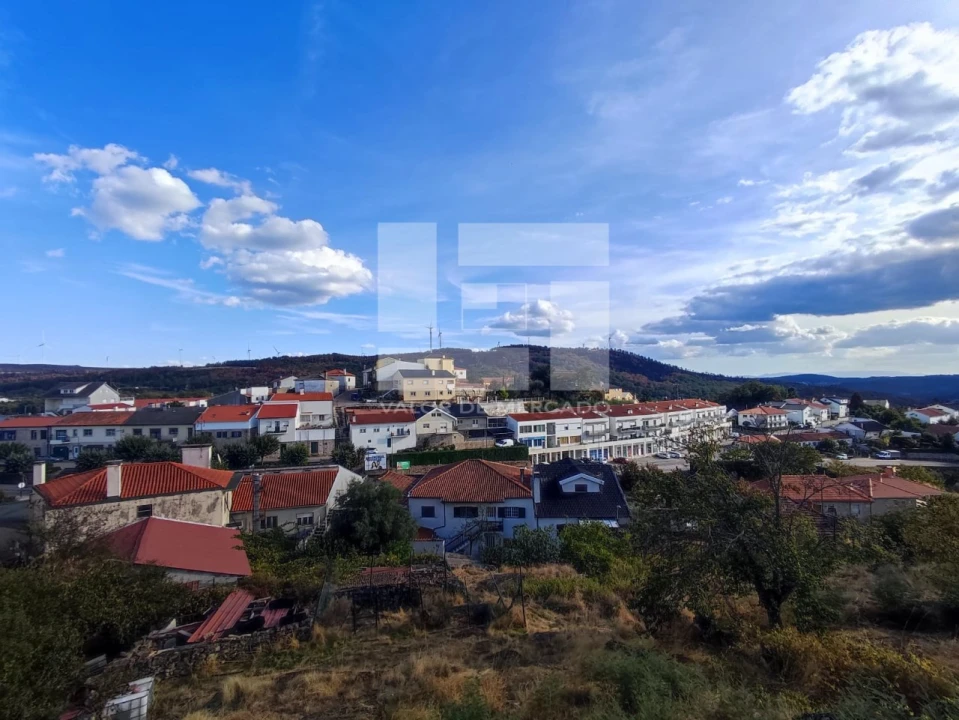 Moradia T4 para Venda em Sernancelhe e Sarzeda Foto 15
