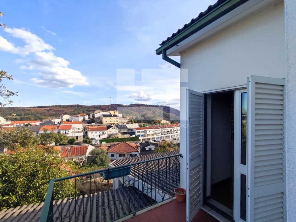 Moradia T4 para Venda em Sernancelhe e Sarzeda Foto 38