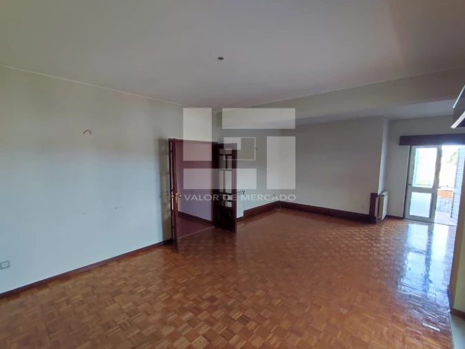 Moradia T4 para Venda em Sernancelhe e Sarzeda Foto 24