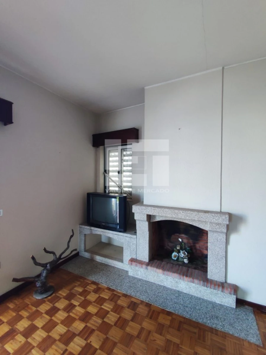 Moradia T4 para Venda em Sernancelhe e Sarzeda Foto 25