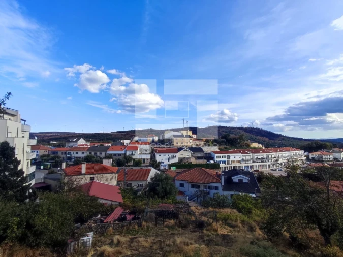 Moradia T4 para Venda em Sernancelhe e Sarzeda Foto 37