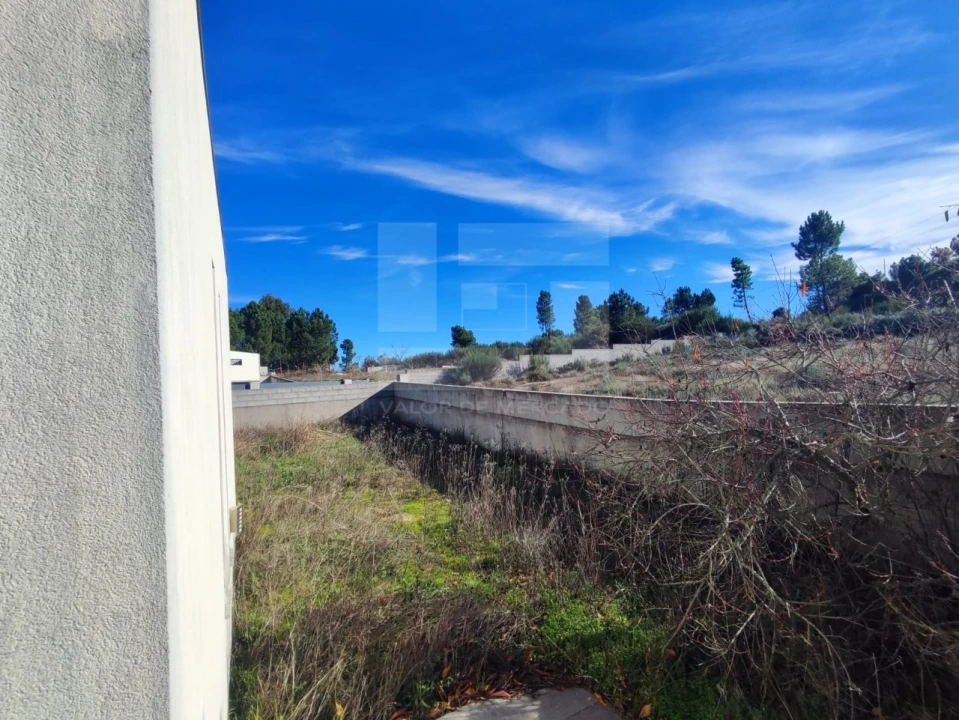 Moradia T4 para Venda em Moimenta da Beira Foto 41