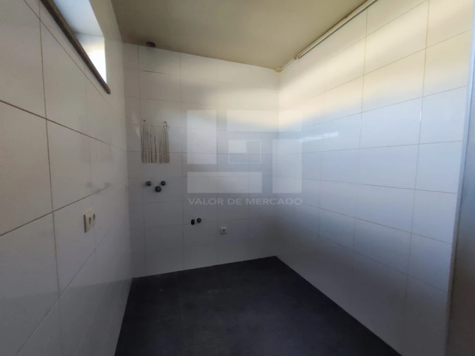 Moradia T4 para Venda em Moimenta da Beira Foto 43