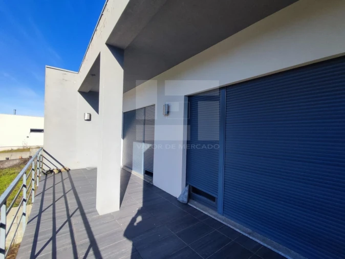 Moradia T4 para Venda em Moimenta da Beira Foto 9