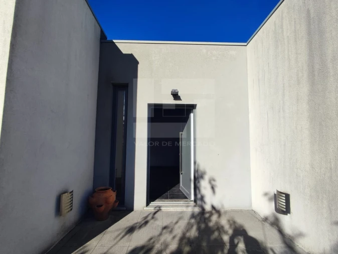 Moradia T4 para Venda em Moimenta da Beira Foto 38