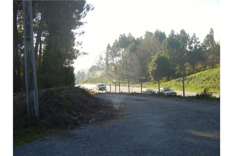 Terreno para Venda em São João da Madeira Foto 7