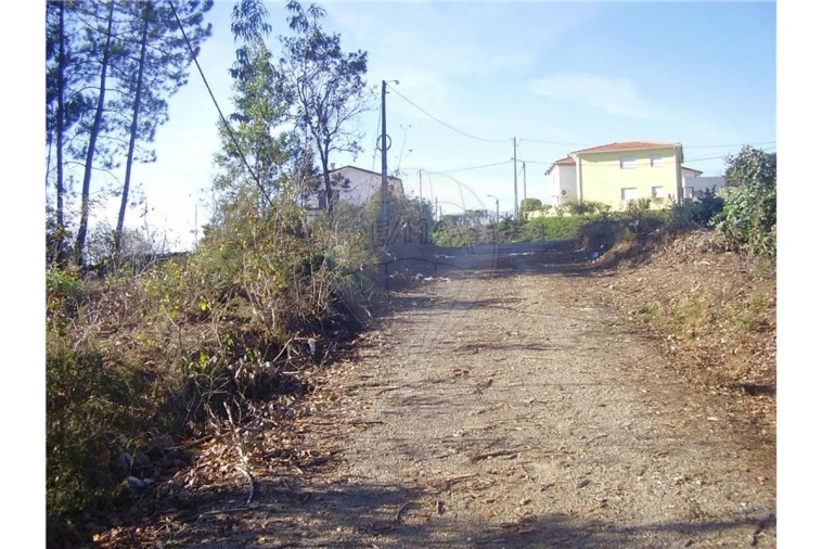 Terreno para Venda em São João da Madeira Foto 11