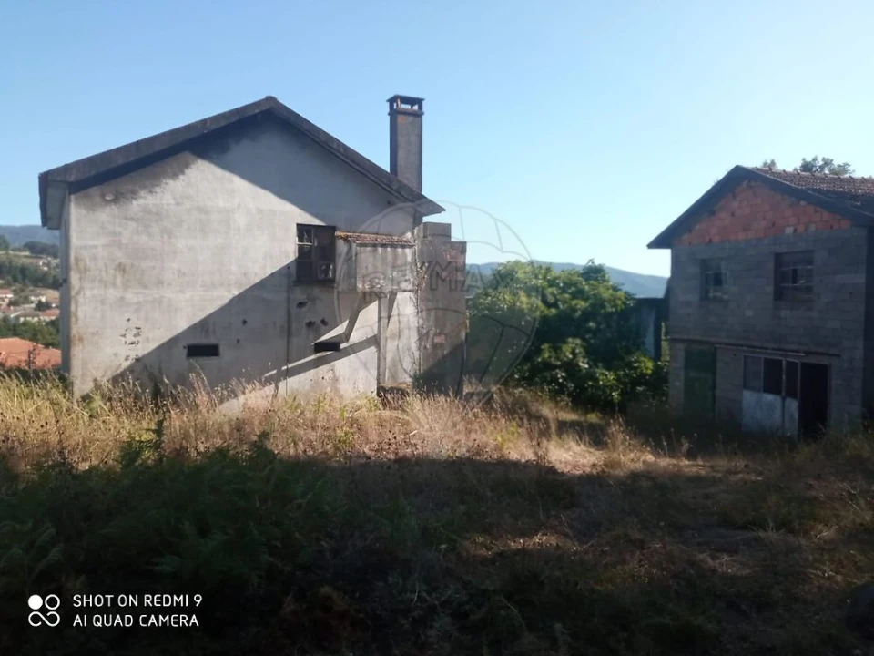 Terreno para Venda em Macieira de Cambra Foto 9
