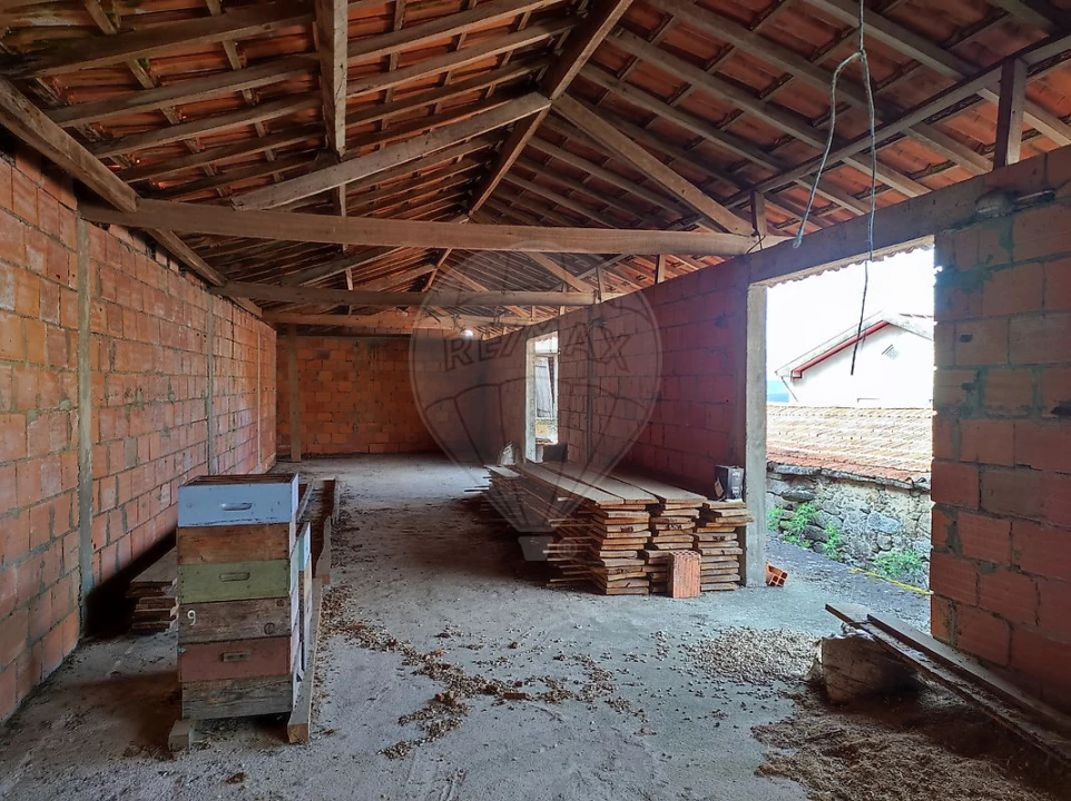 Armazém para Venda em Cepelos Foto 4