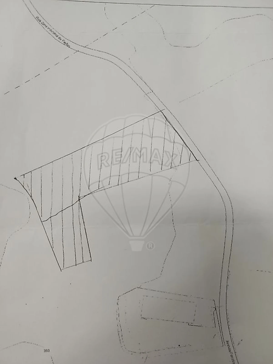 Terreno para Venda em O. Azeméis, Riba-Ul, Ul, Macinhata Seixa, Madail Foto 2
