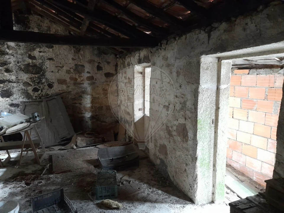 Moradia T3 para Venda em Macieira de Cambra Foto 7