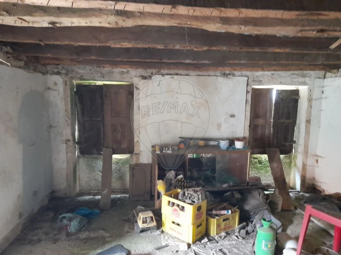 Moradia T3 para Venda em Macieira de Cambra Foto 6