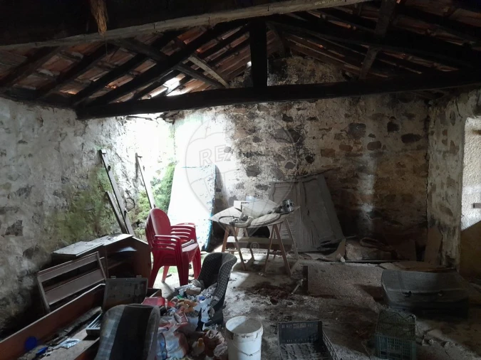 Moradia T3 para Venda em Macieira de Cambra Foto 9