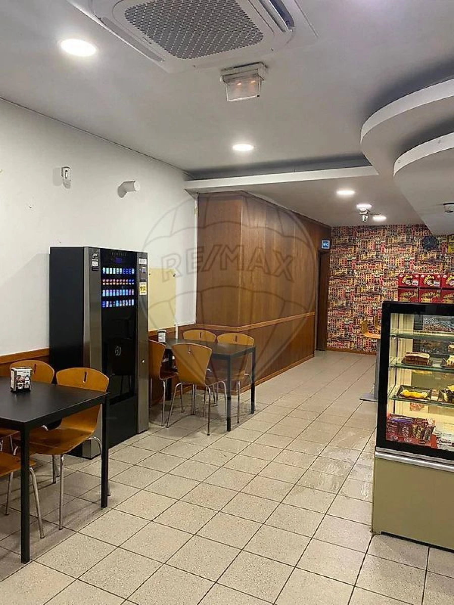 Negócio para Venda em São Pedro de Castelões Foto 6